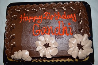 Ganhiji's B'day cake320.jpg